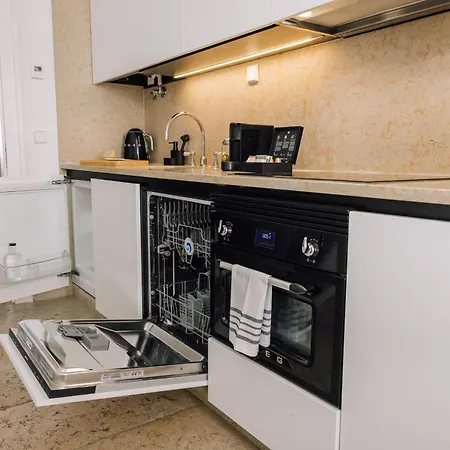 Ando Living - Corpo Santo House