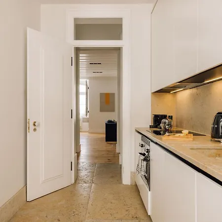 Ando Living - Corpo Santo House 아파트호텔 리스본