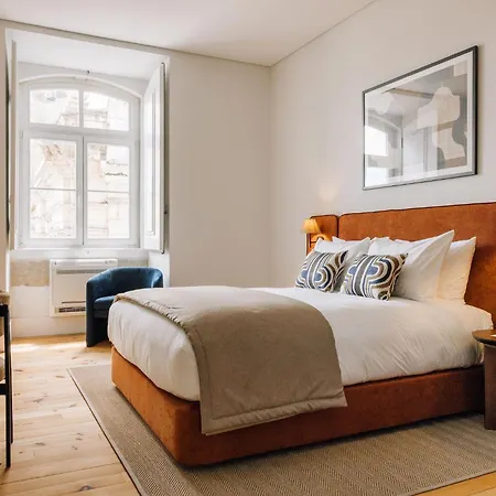 Ando Living - Corpo Santo House