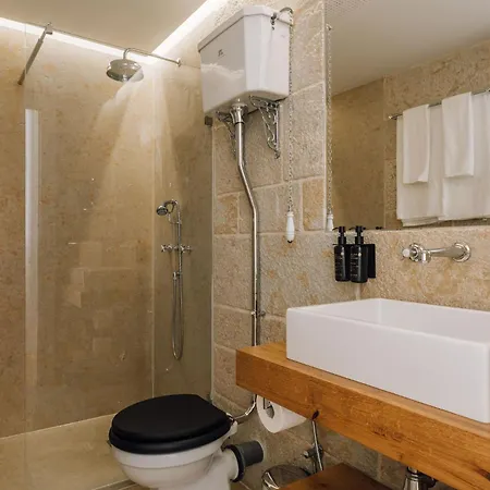 Ando Living - Corpo Santo House Aparthotel Lissabon