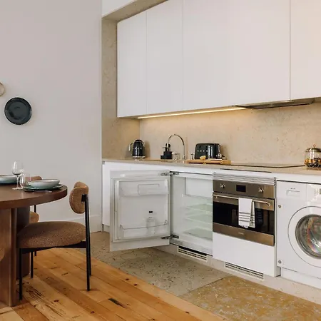 Ando Living - Corpo Santo House Lissabon