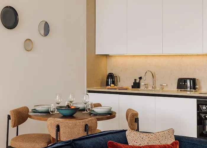 Apartahotel Ando Living - Corpo Santo House 4*