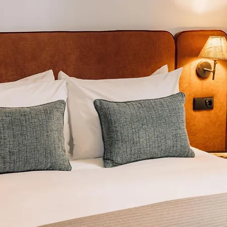 Aparthotel Ando Living - Corpo Santo House 4*