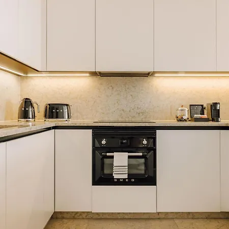 Ando Living - Corpo Santo House 4*